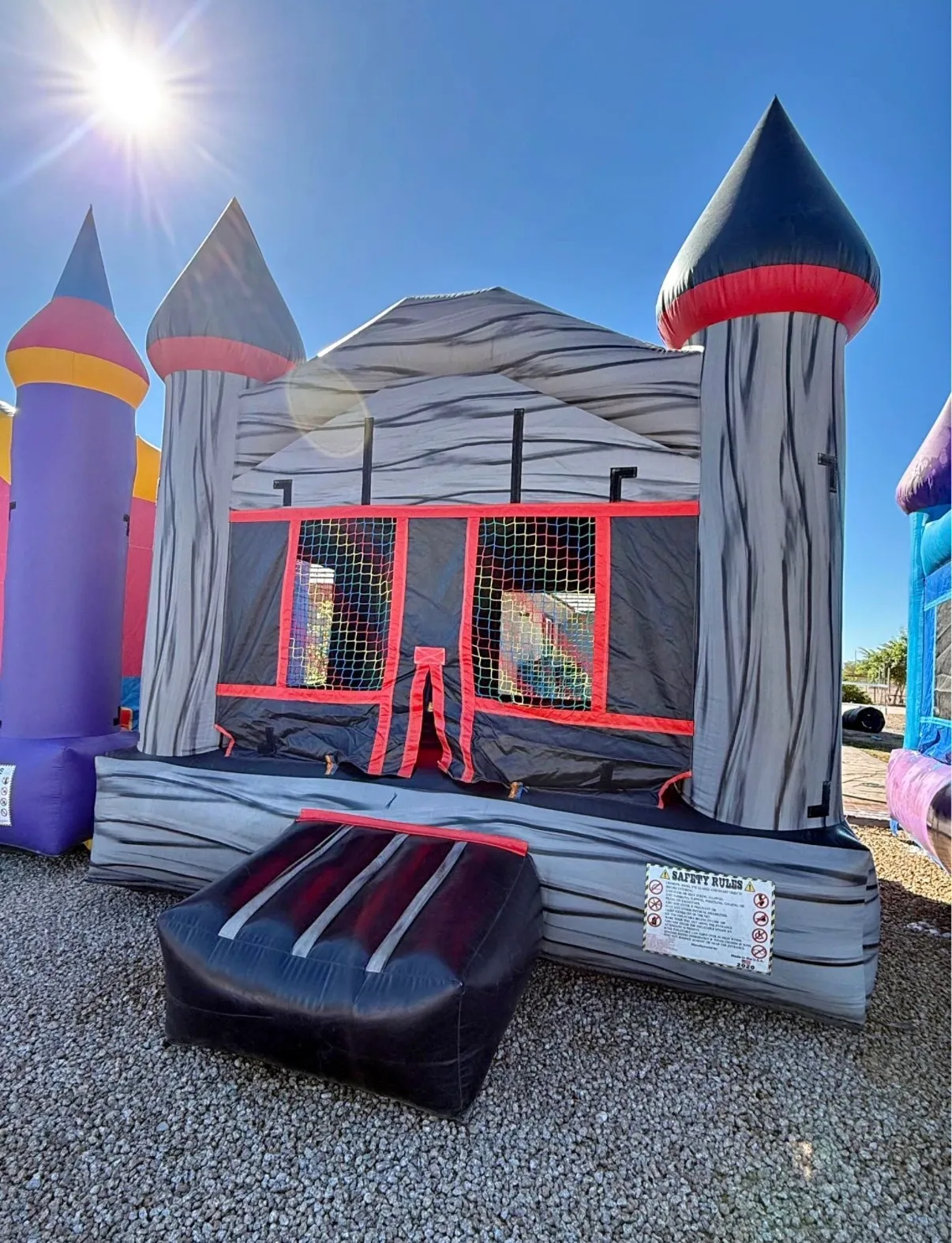 13x13 Red/Black Castle