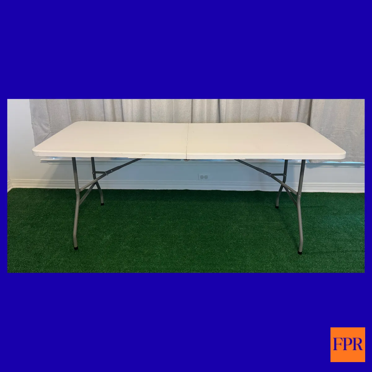 6ft plastic folding table