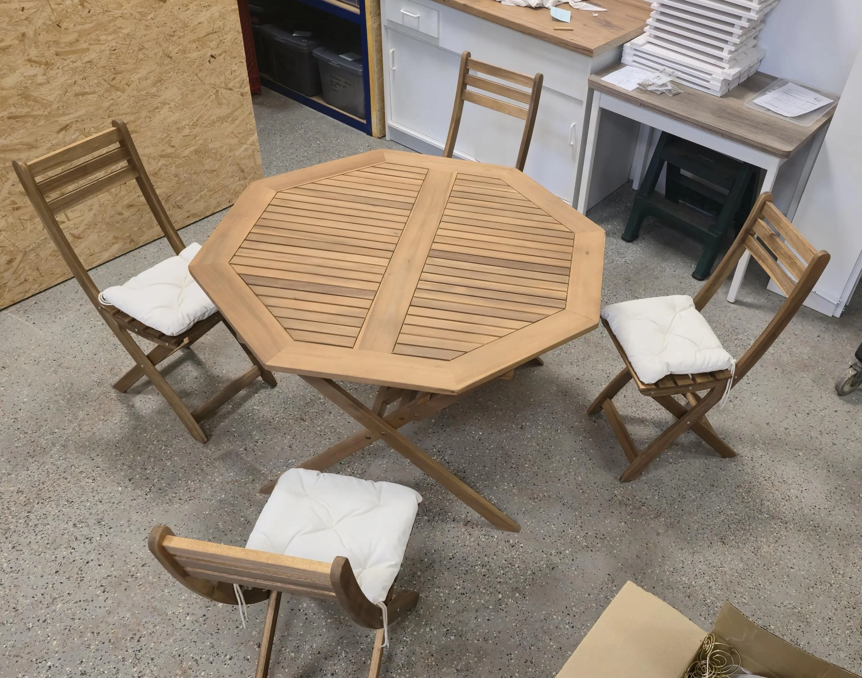 Holzbistroset
