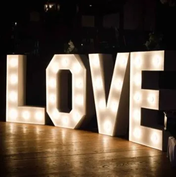 LOVE-Buchstaben 85 cm