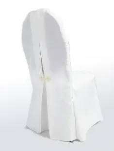 Stuhlhusse mit goldener Stickerei