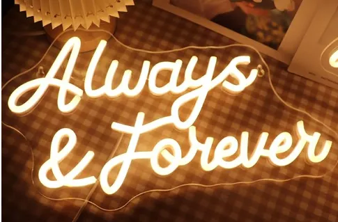 LED-Schriftzug "Always & Forever"