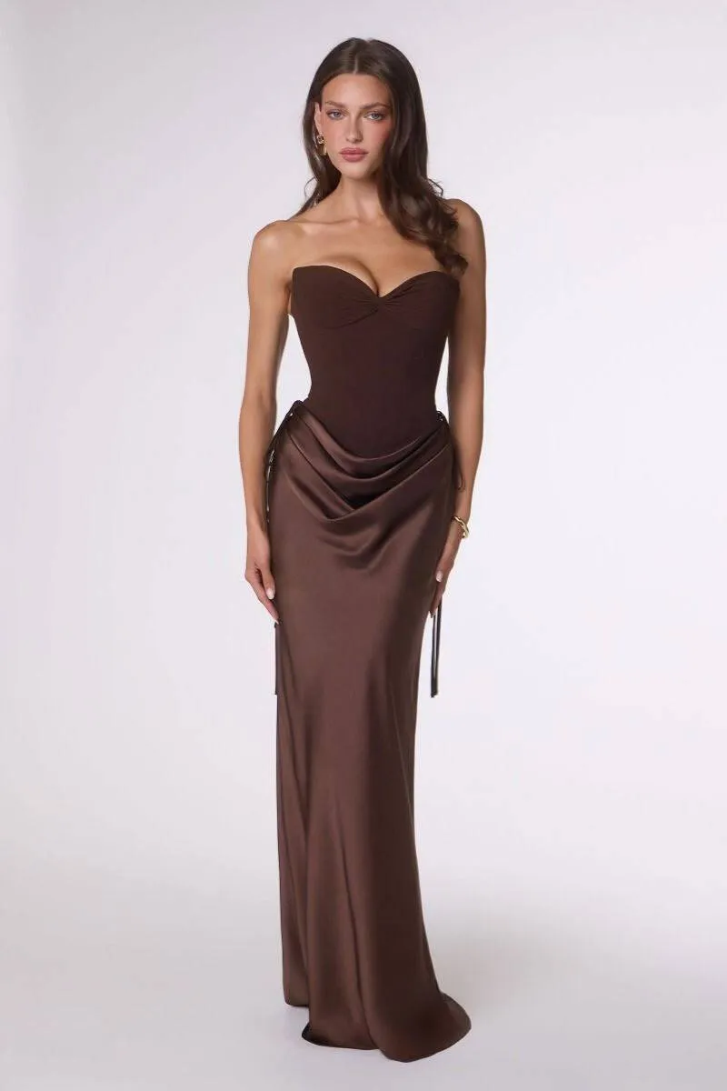 Amoris T747 ADE