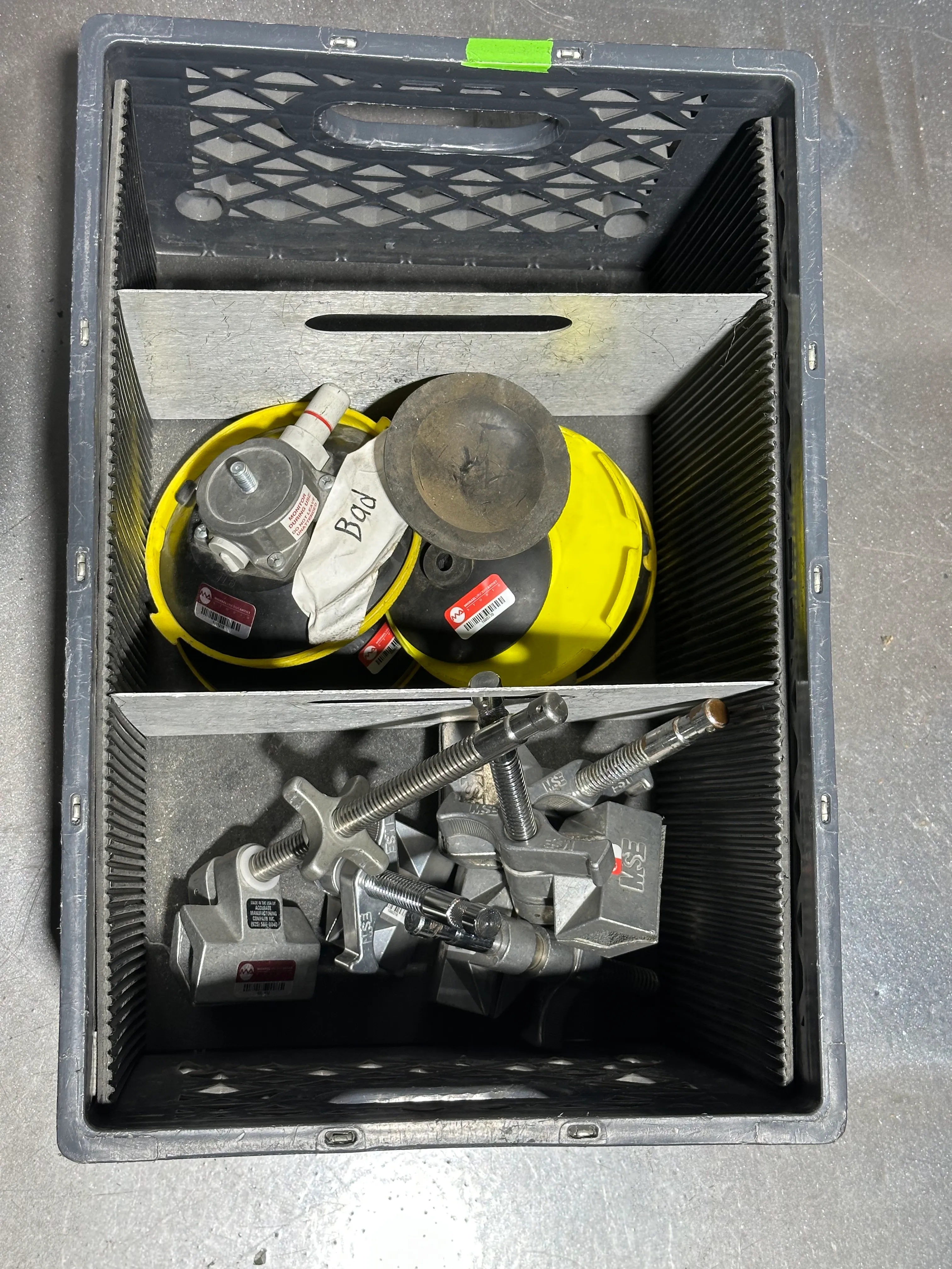 CARDELLINIS / SUCTIONS CUPS CRATE S8-R2-B