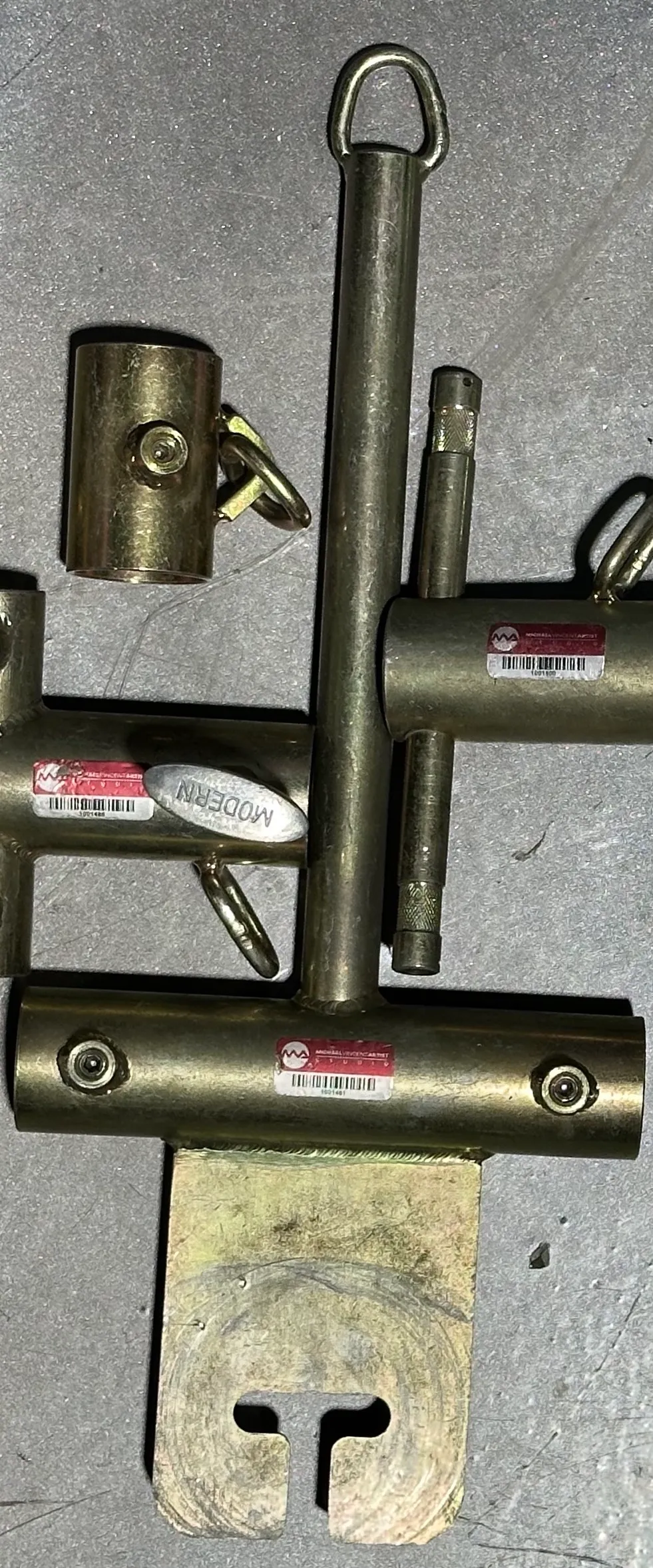 MENACE ARM TOWER 1 1/4" S8-R1-C