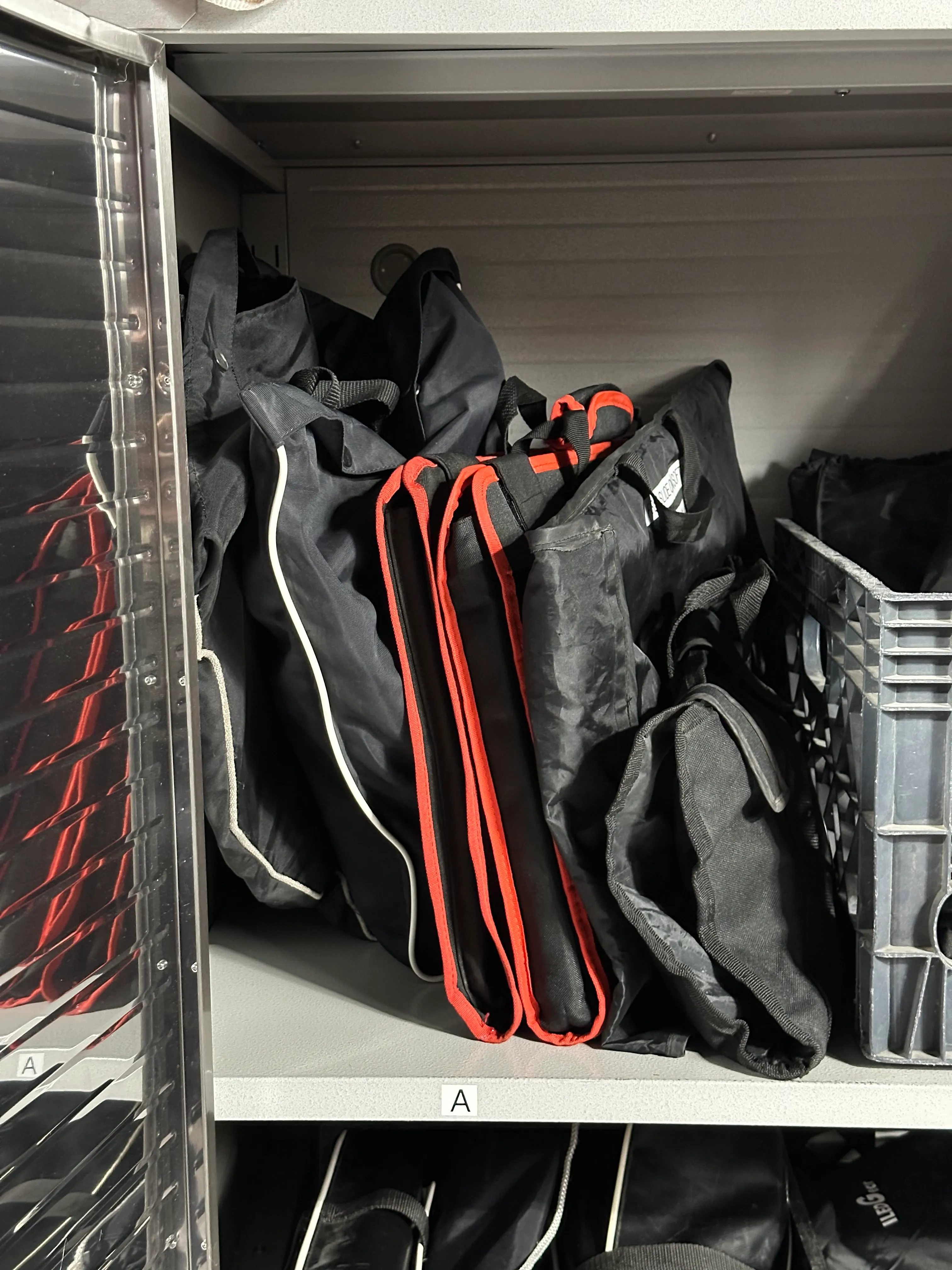 APUTURE P300C BARDOORS C2-R1-A