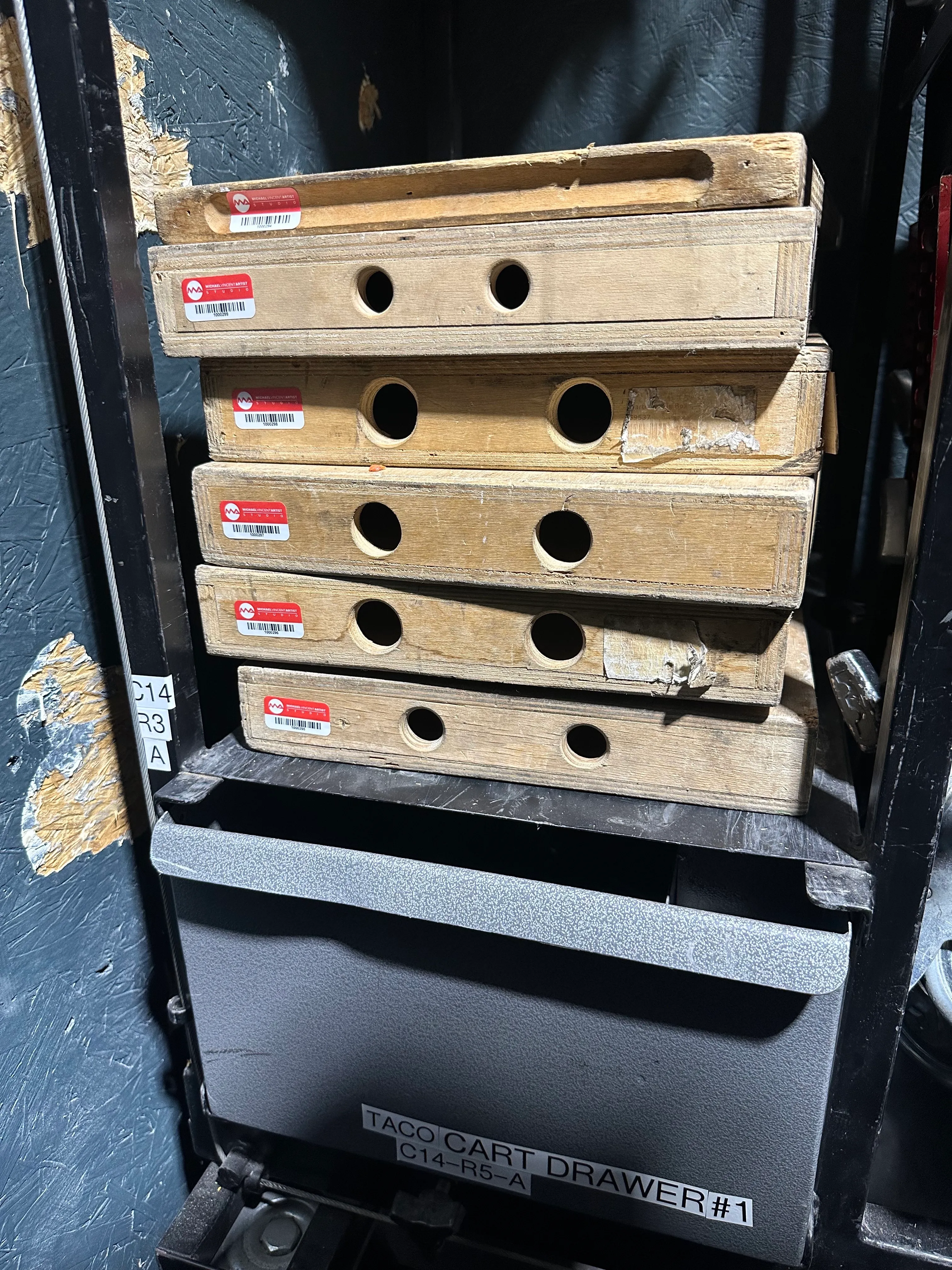 APPLE BOXES C14-R3-A