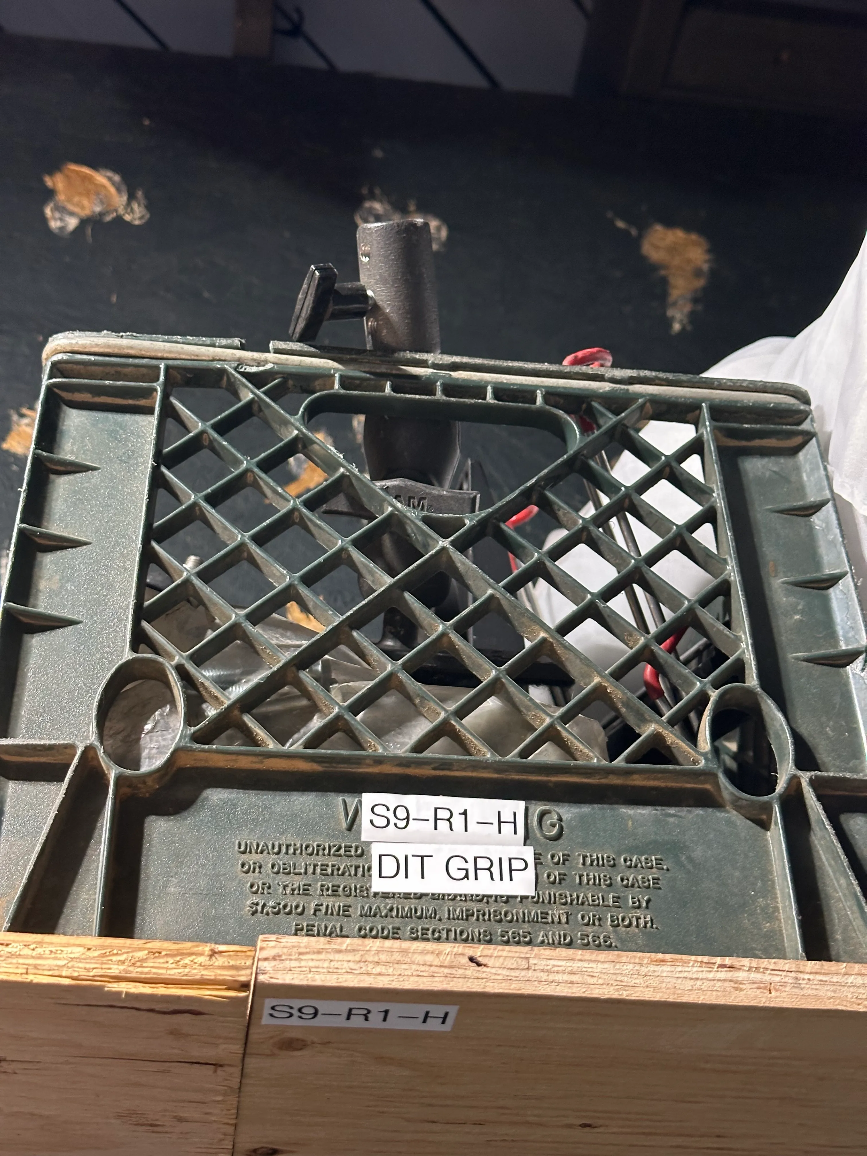 DIT GRIP MISC.  S9-R1-H