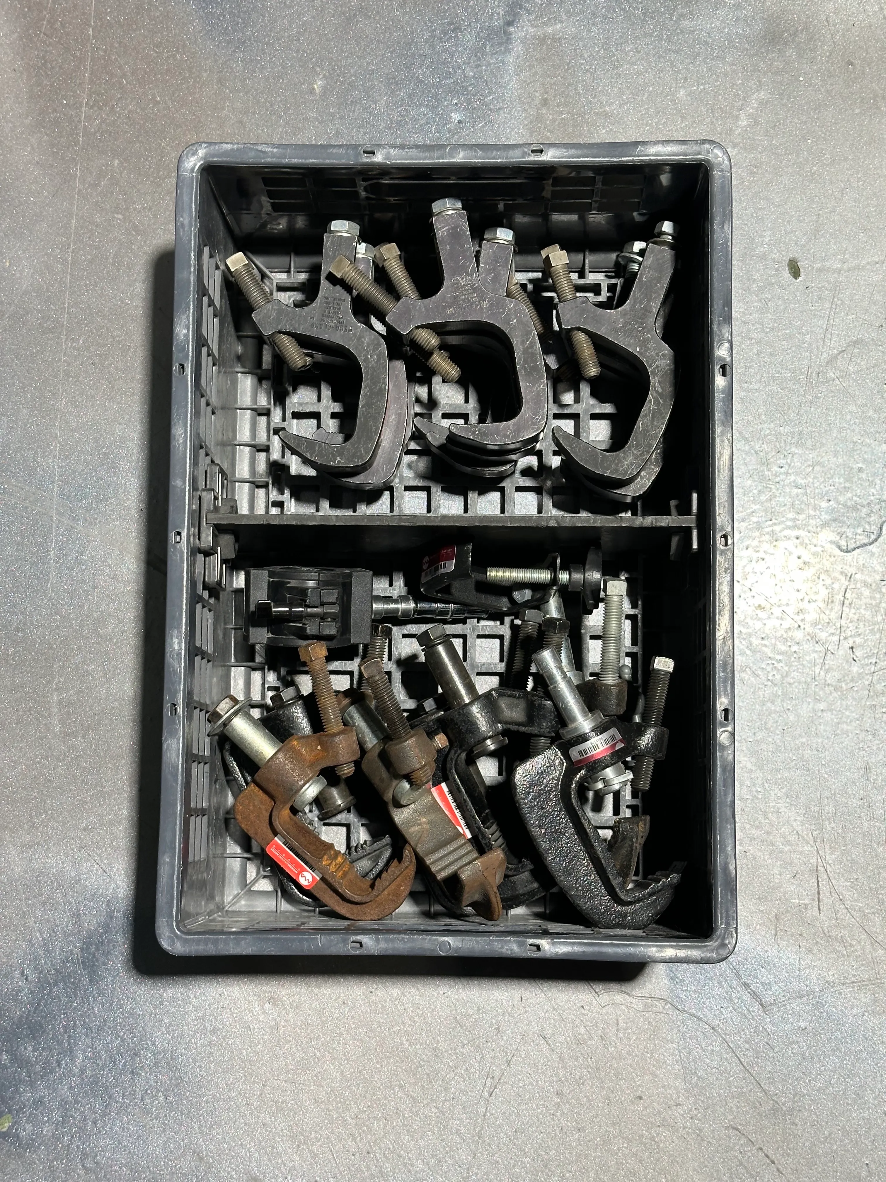 2" PIPE CLAMPS BABYPIN / BOLT  S8-R1-D