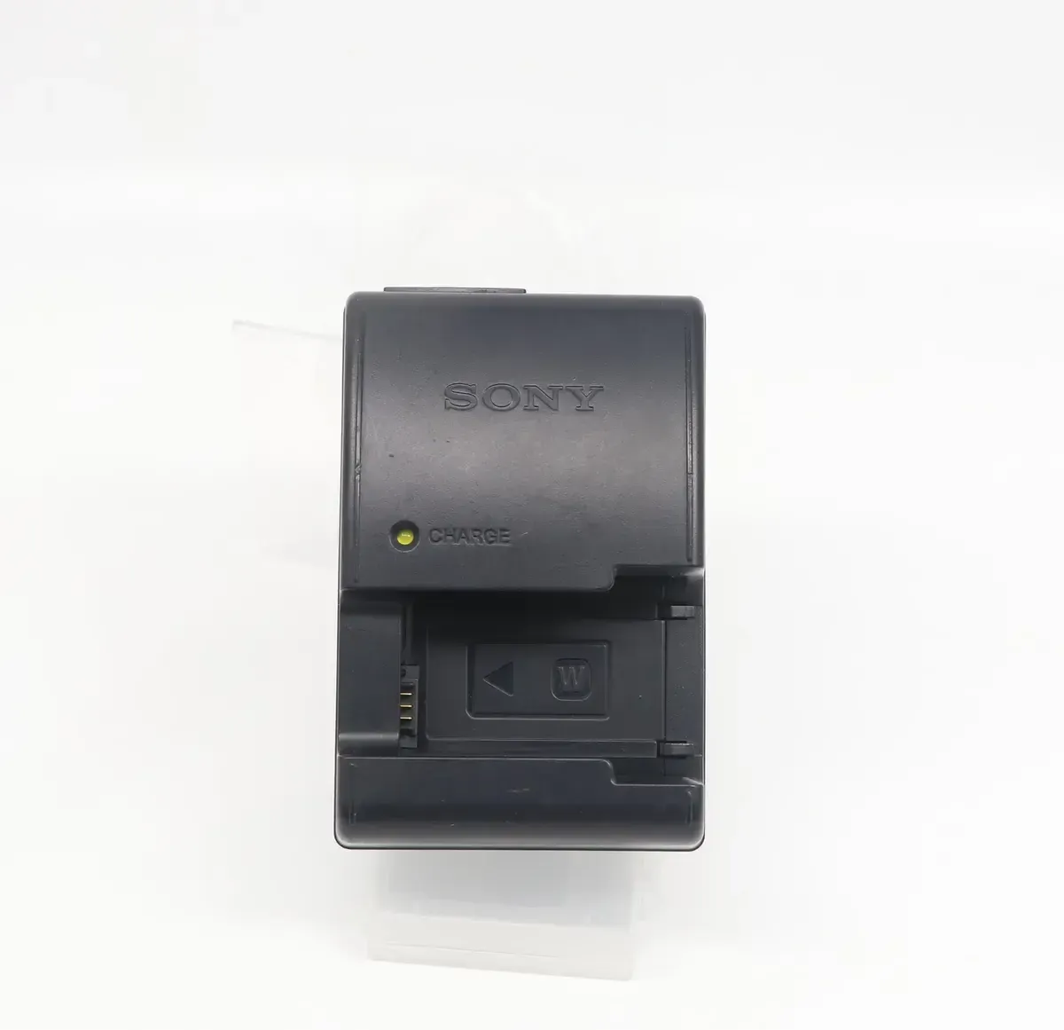 SONY BATTERY BC-VW1 CHARGER