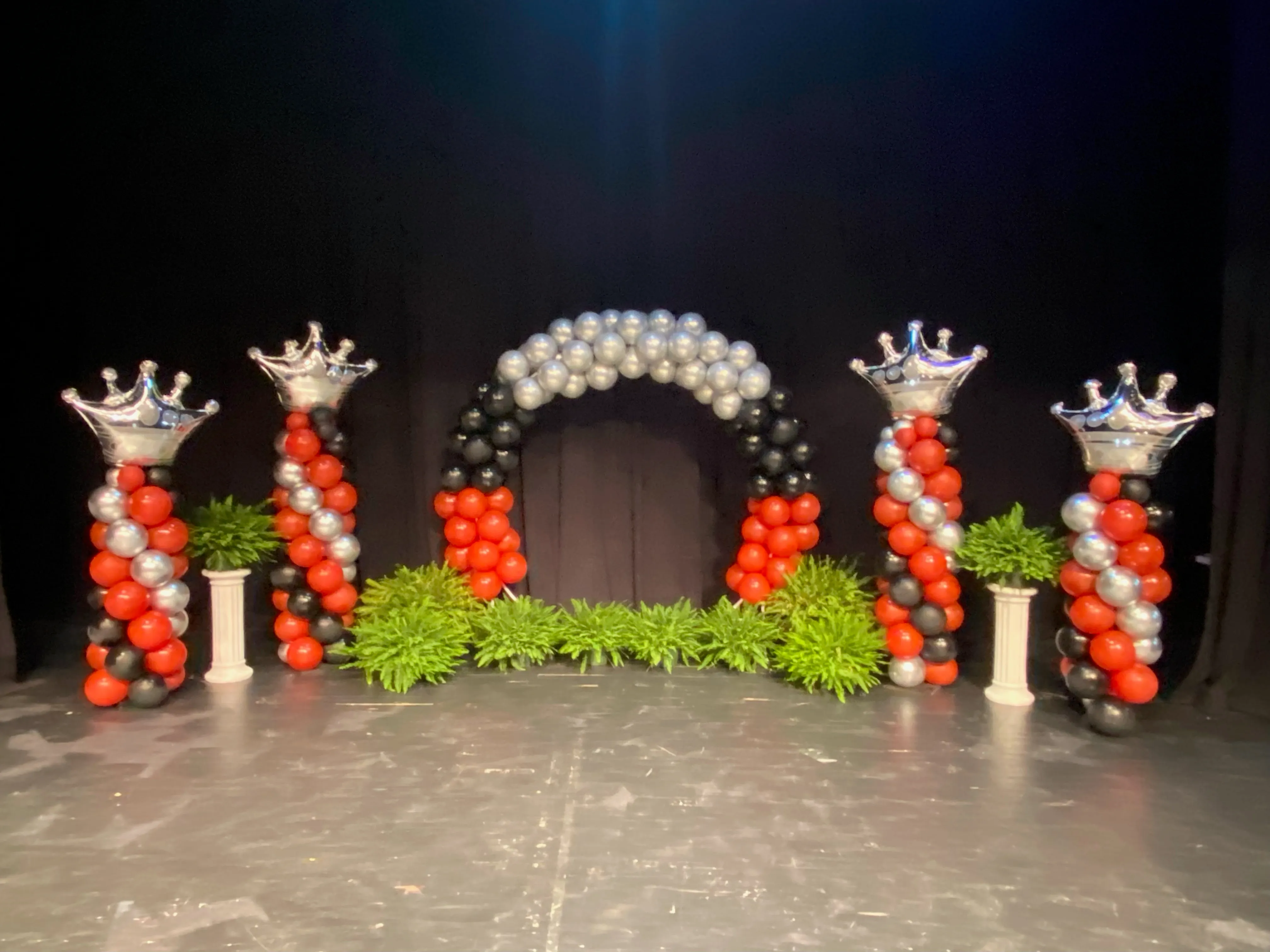 Balloon Arches & Columns