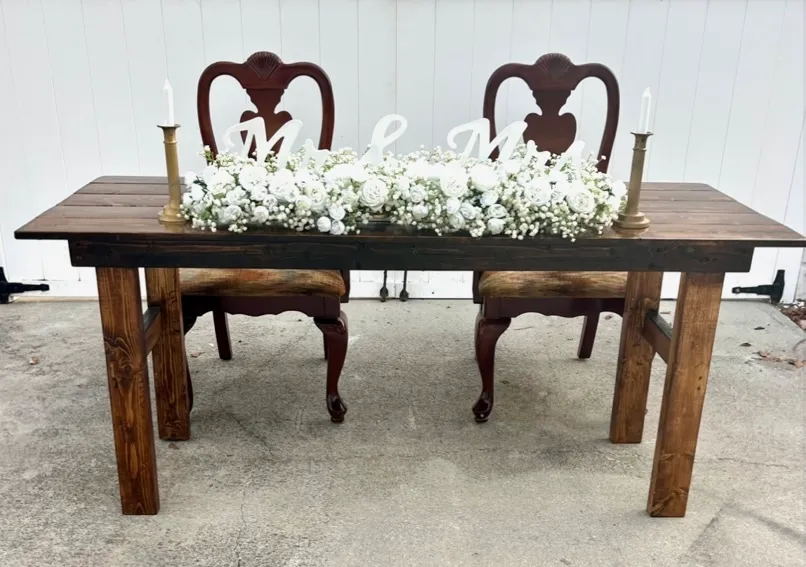 Farmhouse Sweetheart Table