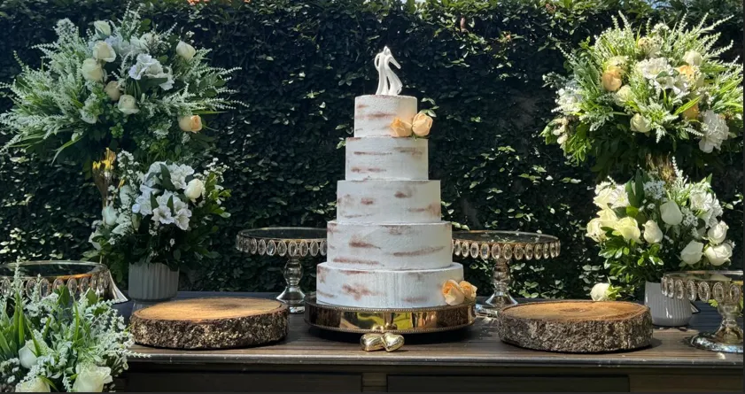 Mesa Principal Just Married