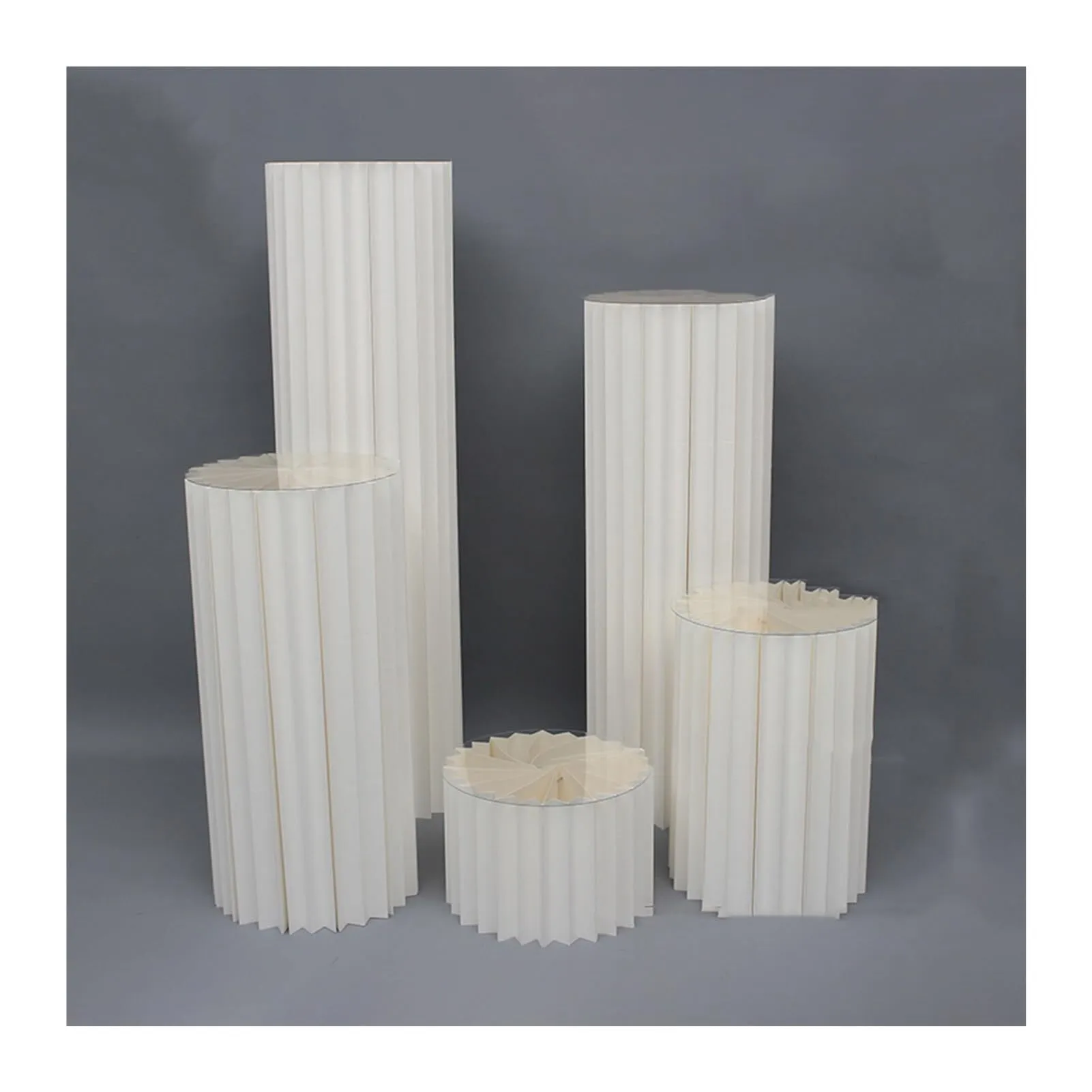 Folding plinth stands