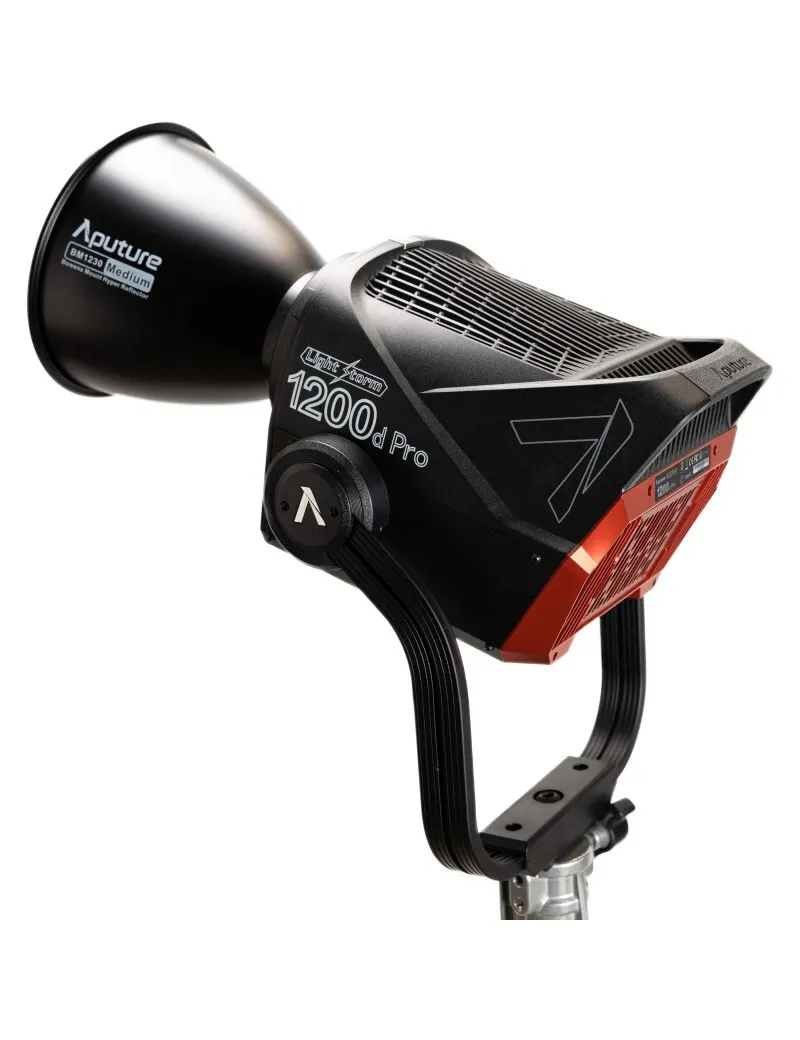 Aputure 1200d