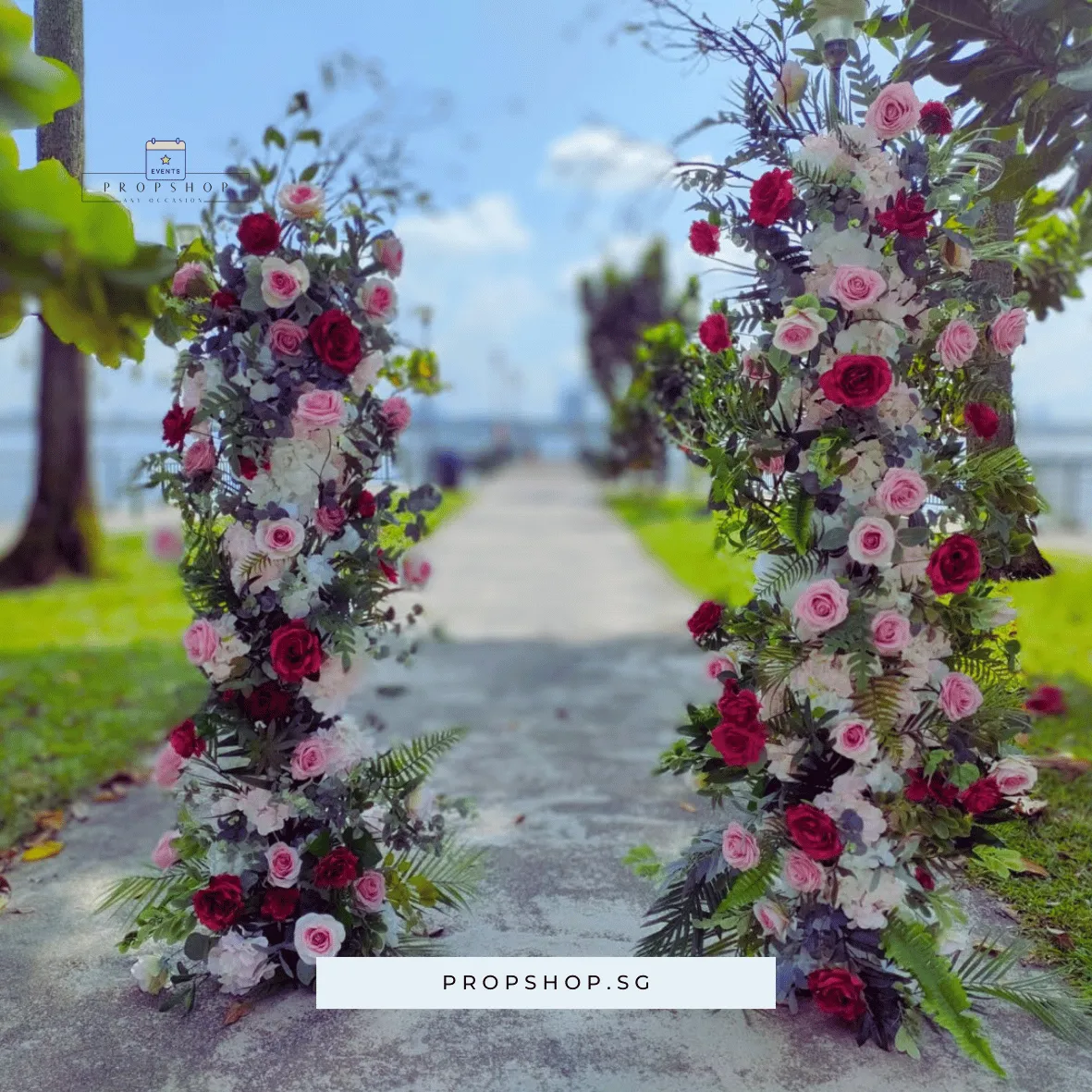 DECONSTRUCT ARCH STAND