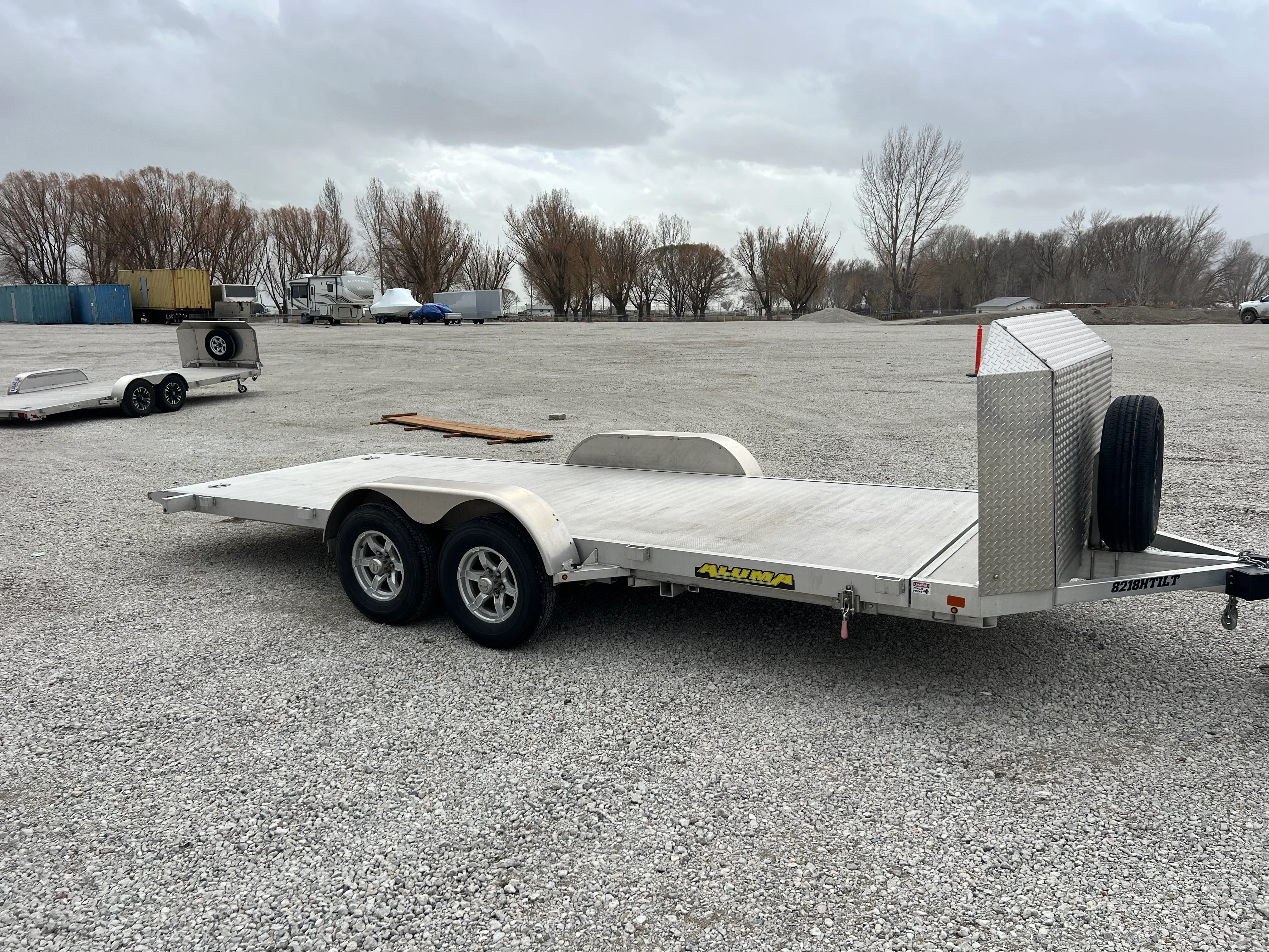 18' Aluma HD Tilt