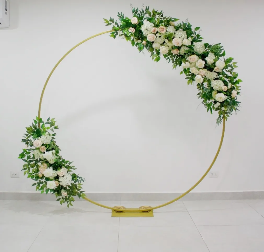 Arco circular con arreglo floral A