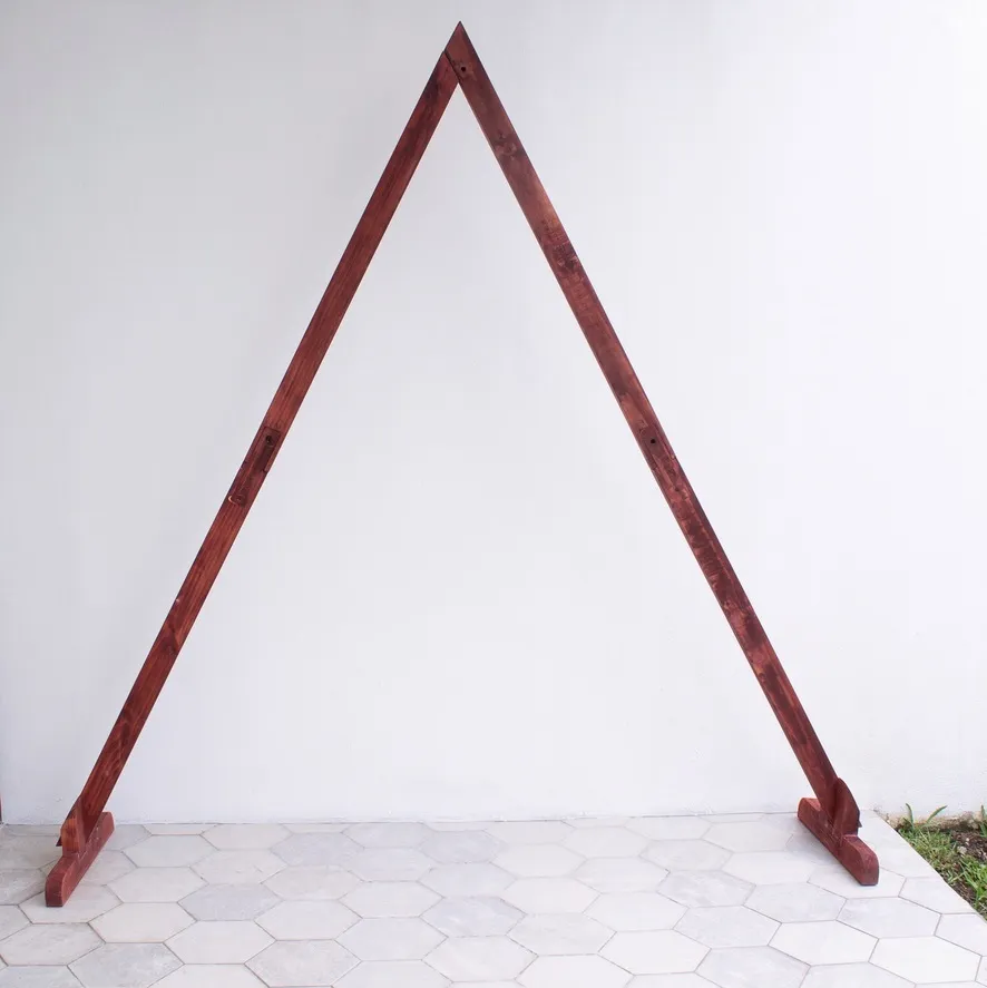 Arco triangular madera