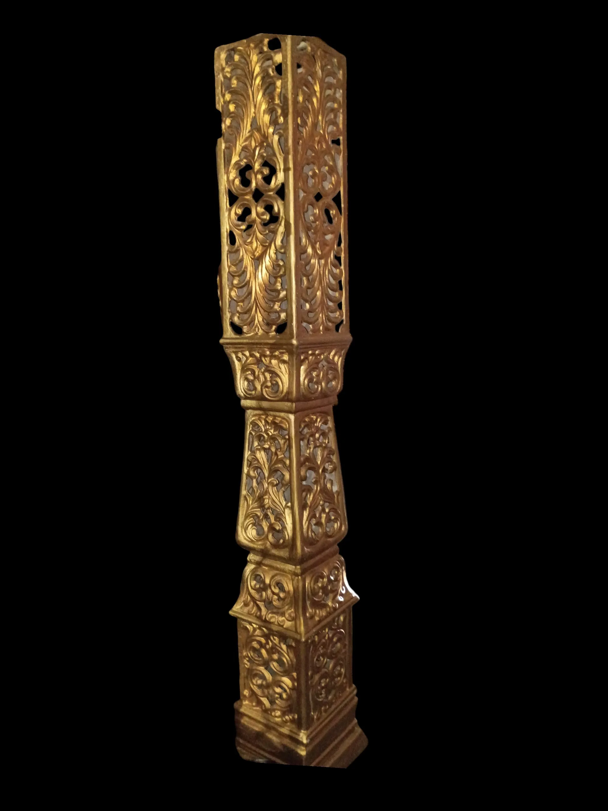 Gold Square Pillar With Design Cutout