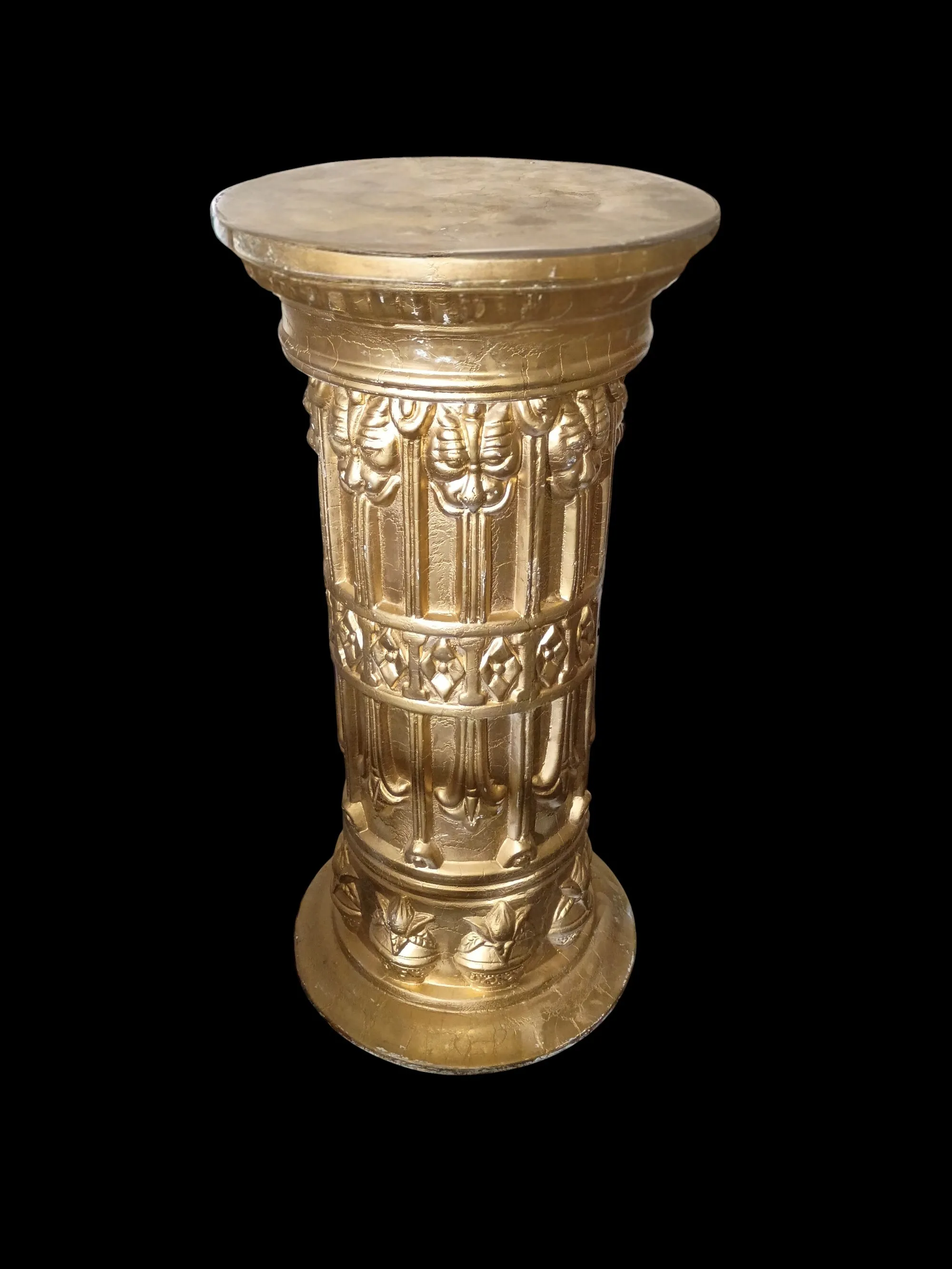 Gold Round Pedestal