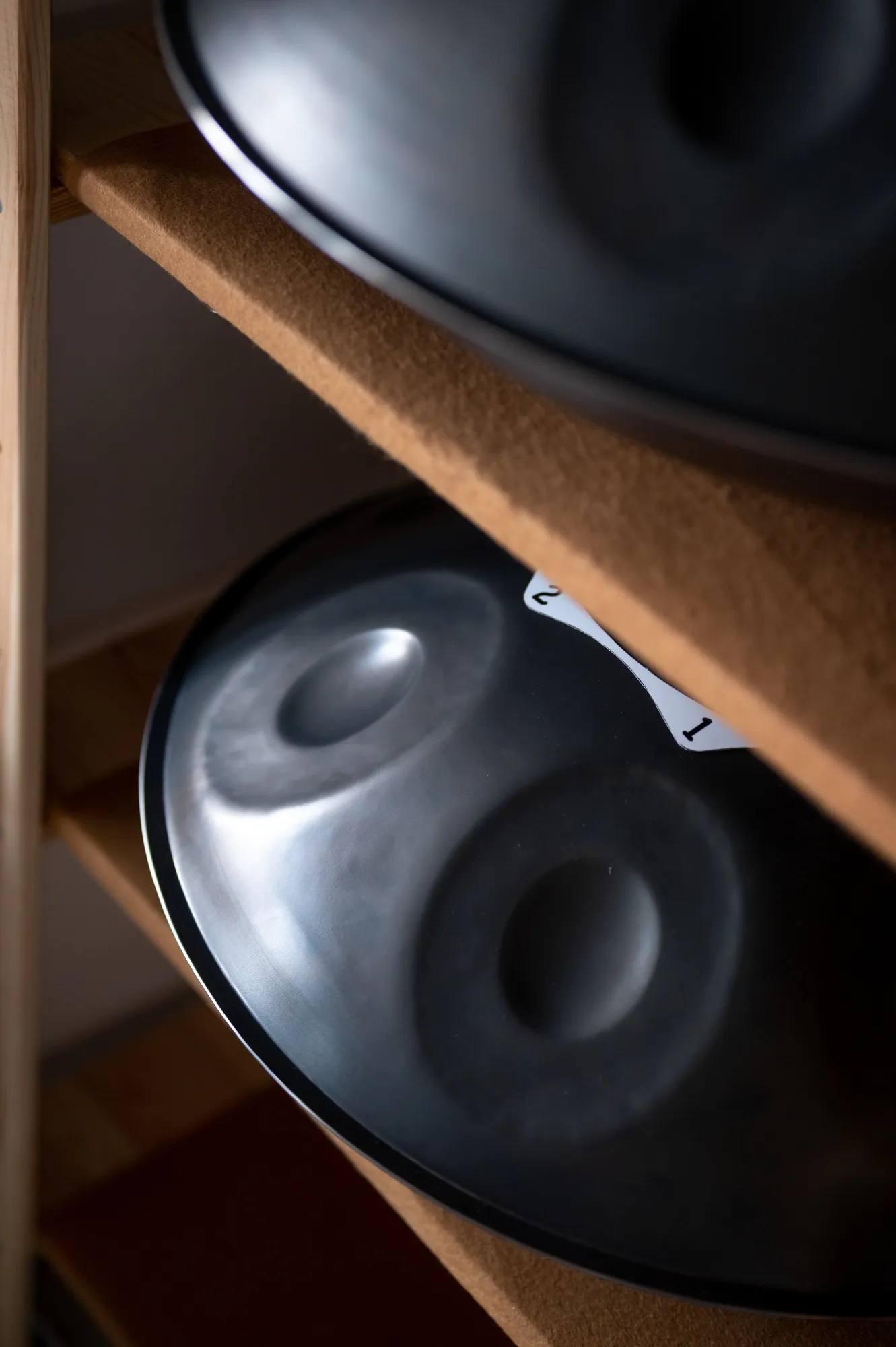 Nitridált alapanyagú handpanek