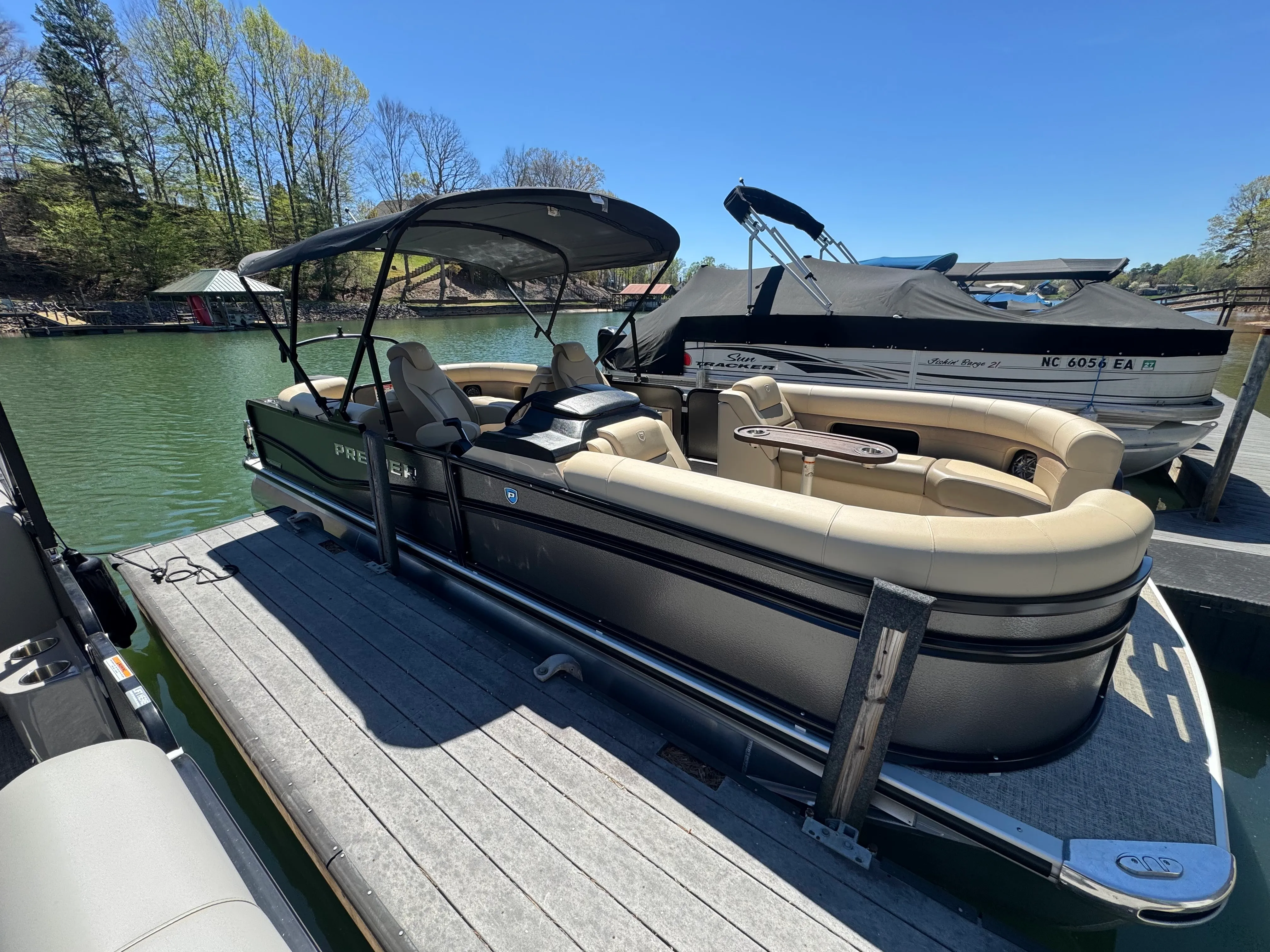 2024 Premier Sunsation 23' 15 Person Capacity TAN Suzuki 150