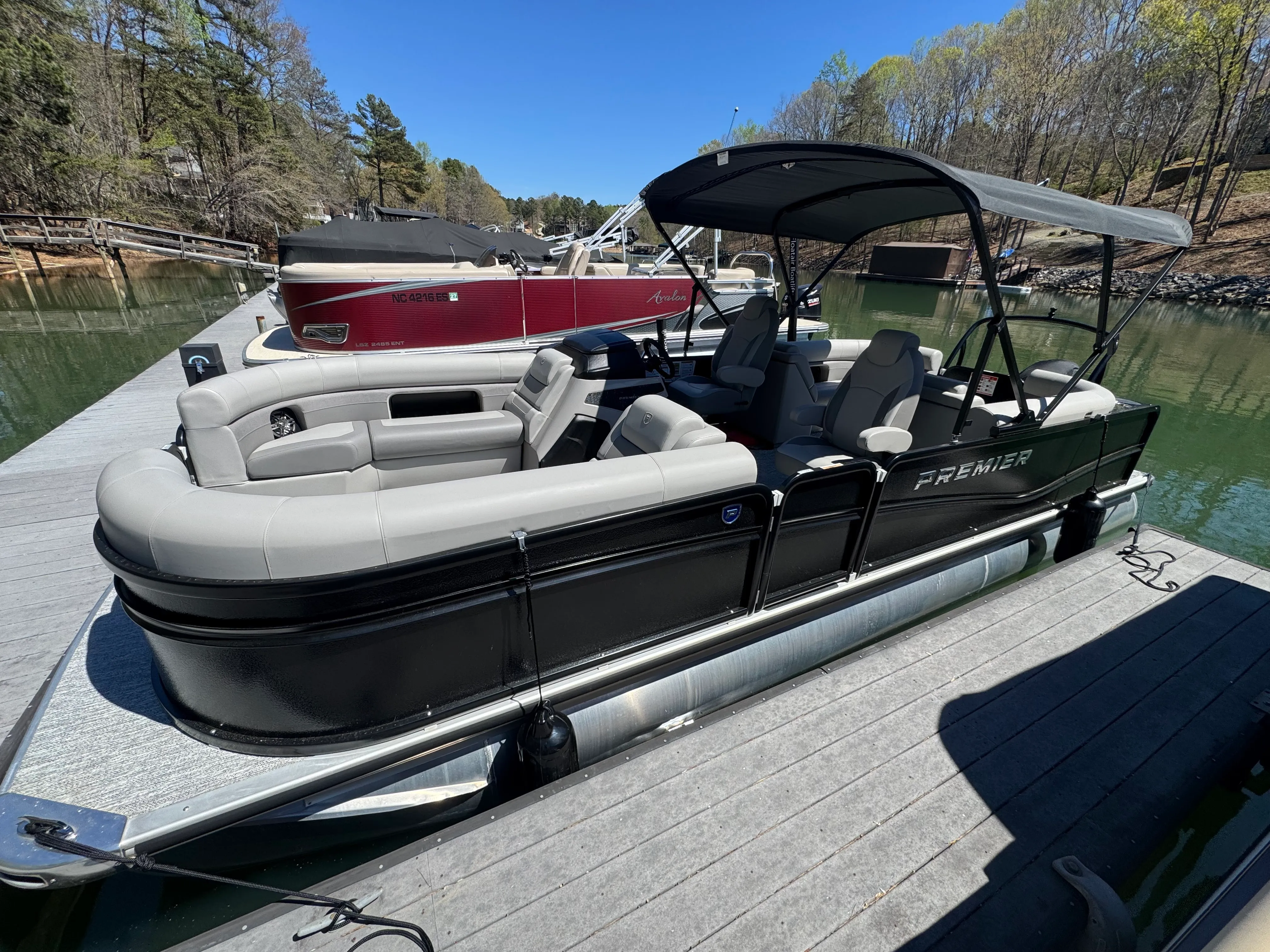 2024 Premier Sunsation 23' 15 Person Capacity BLACK Suzuki 150