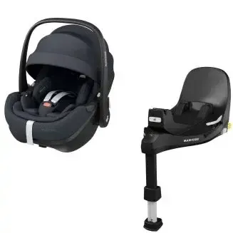 Maxi Cosi Pebble 360 Pro with isofix base