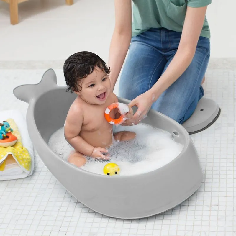 Skip Hop Moby Smart Sling bath