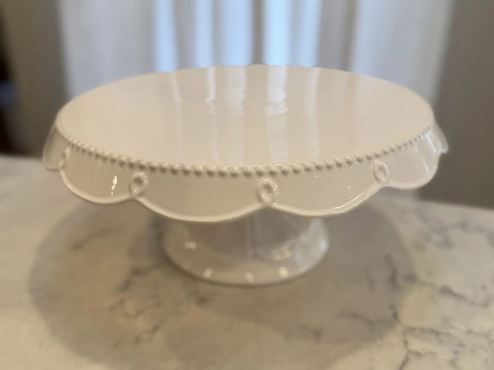 10" Round Dessert Stand