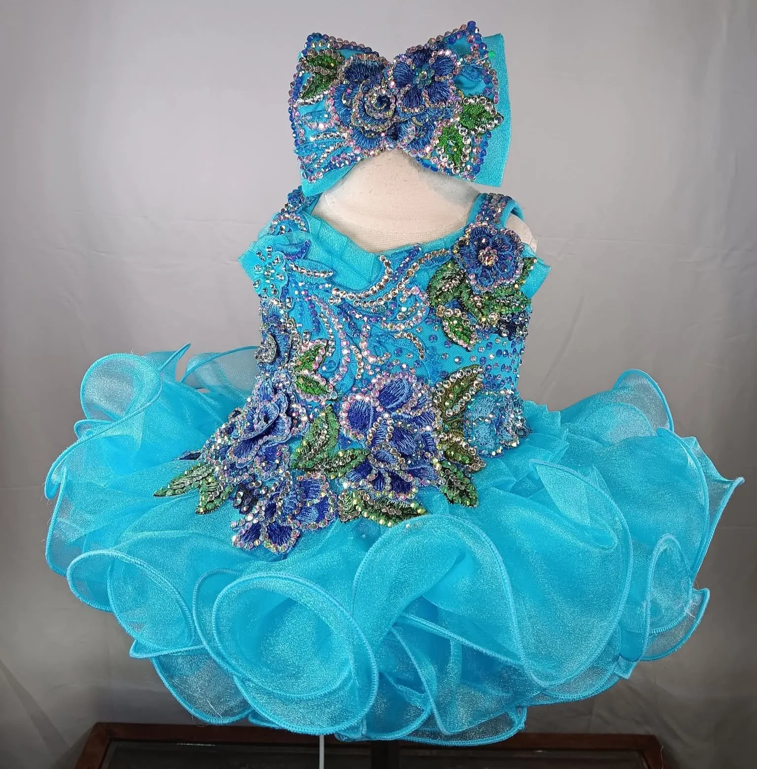 #401 0m-6m Blue Gemics Rental