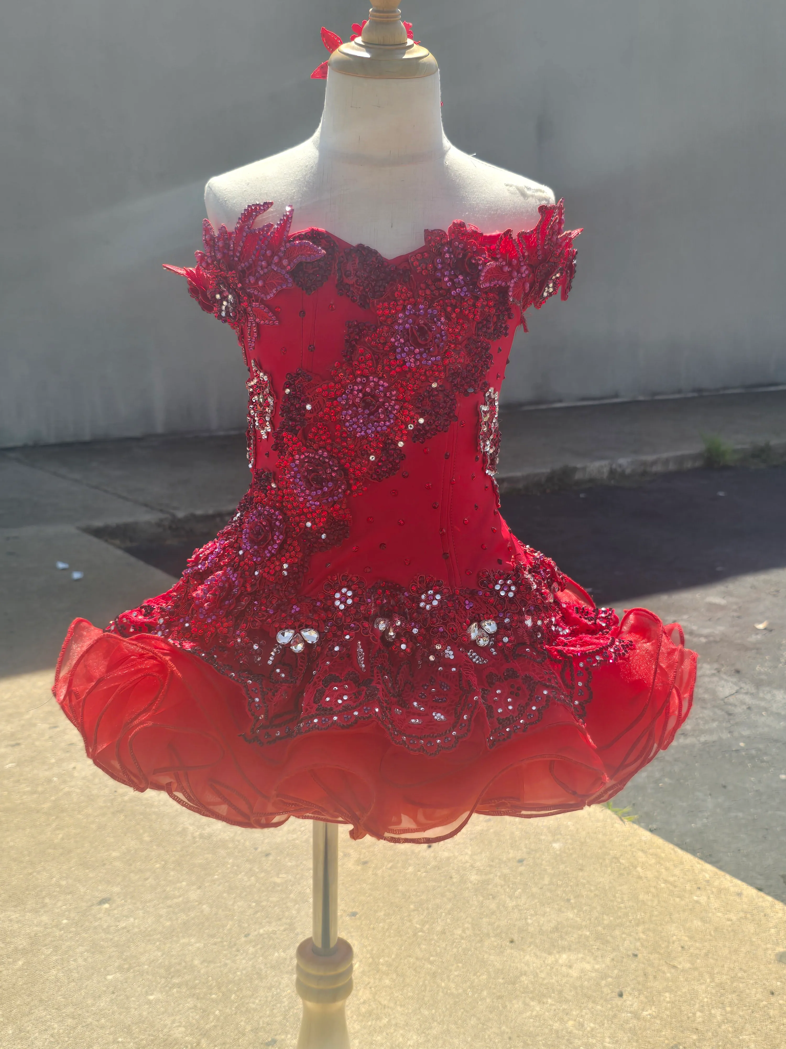 #475 4/6 Red Dress Rental