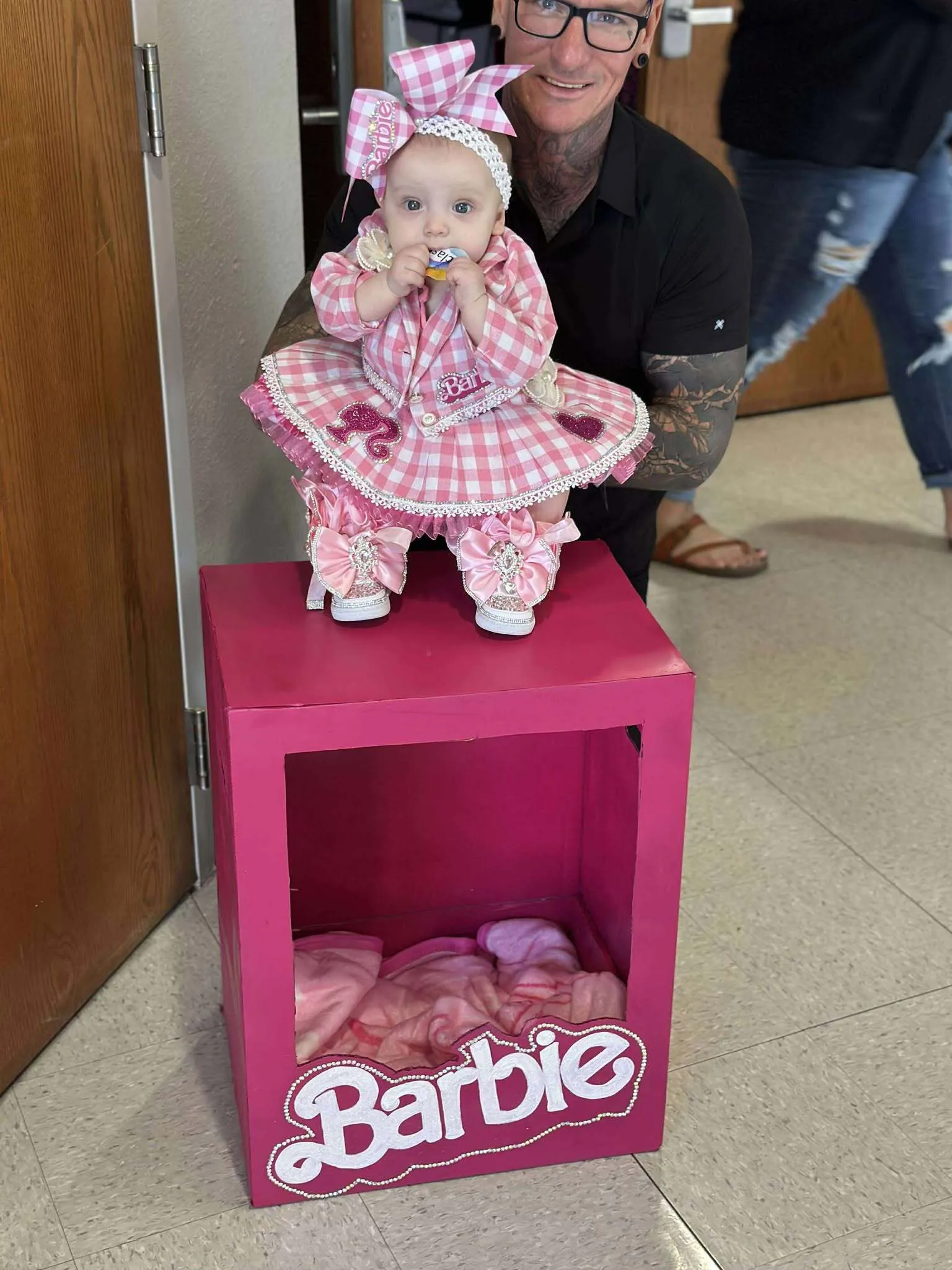 #265 6-9 Barbie OOC Rental