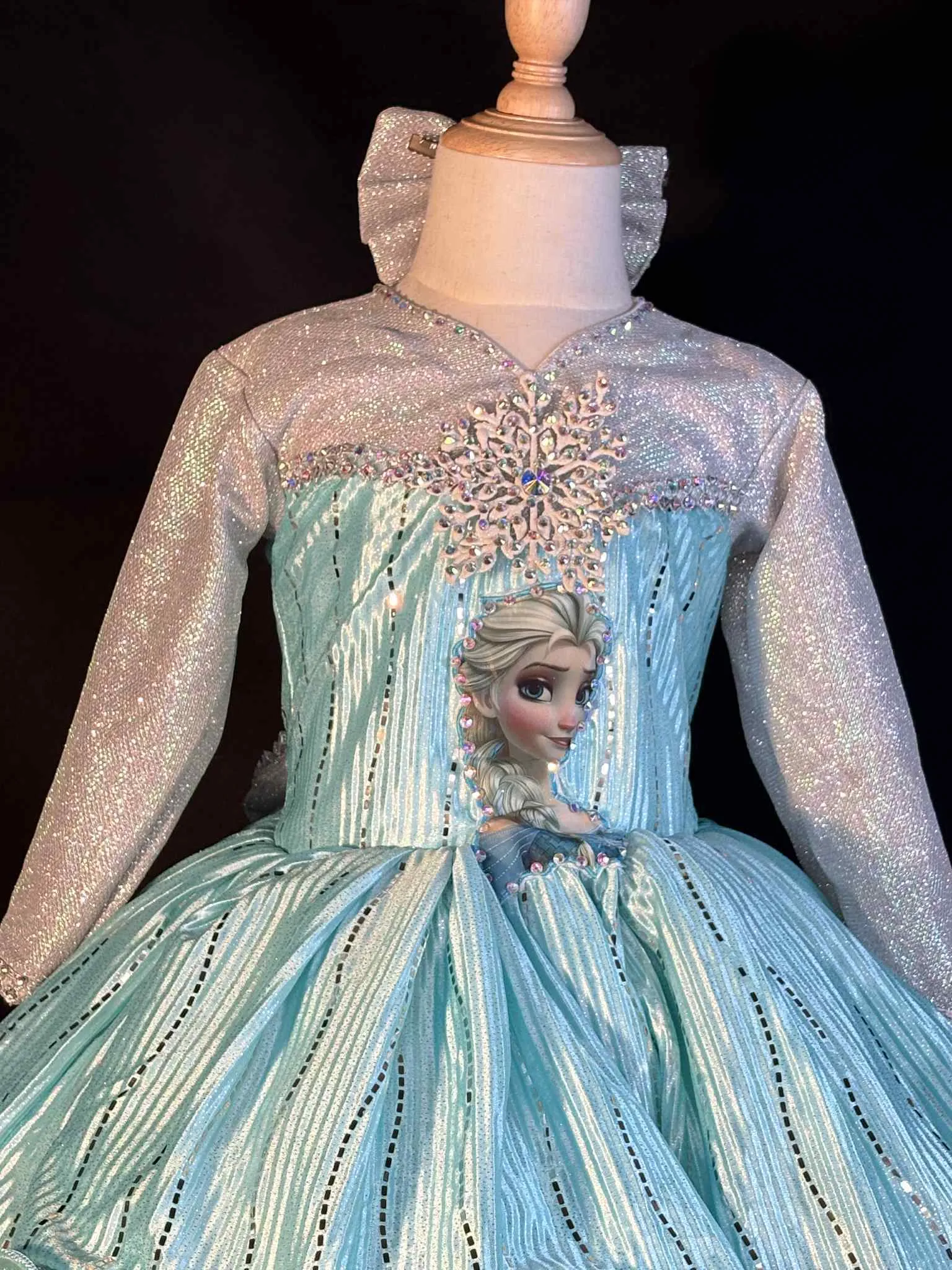 #169 2-3 Elsa Dress Rental