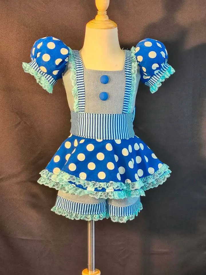 #243 2-3 Casual Wear Rental