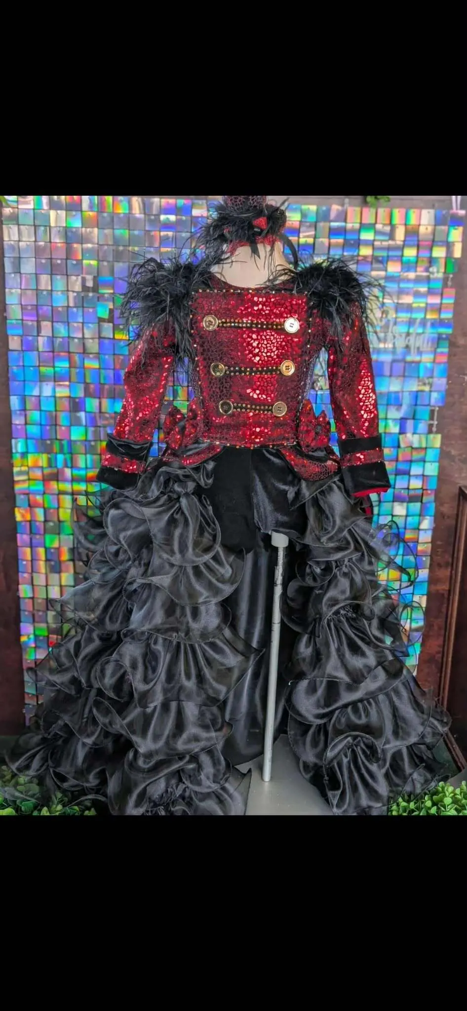 #421 4-6 Fun Fashion Rental