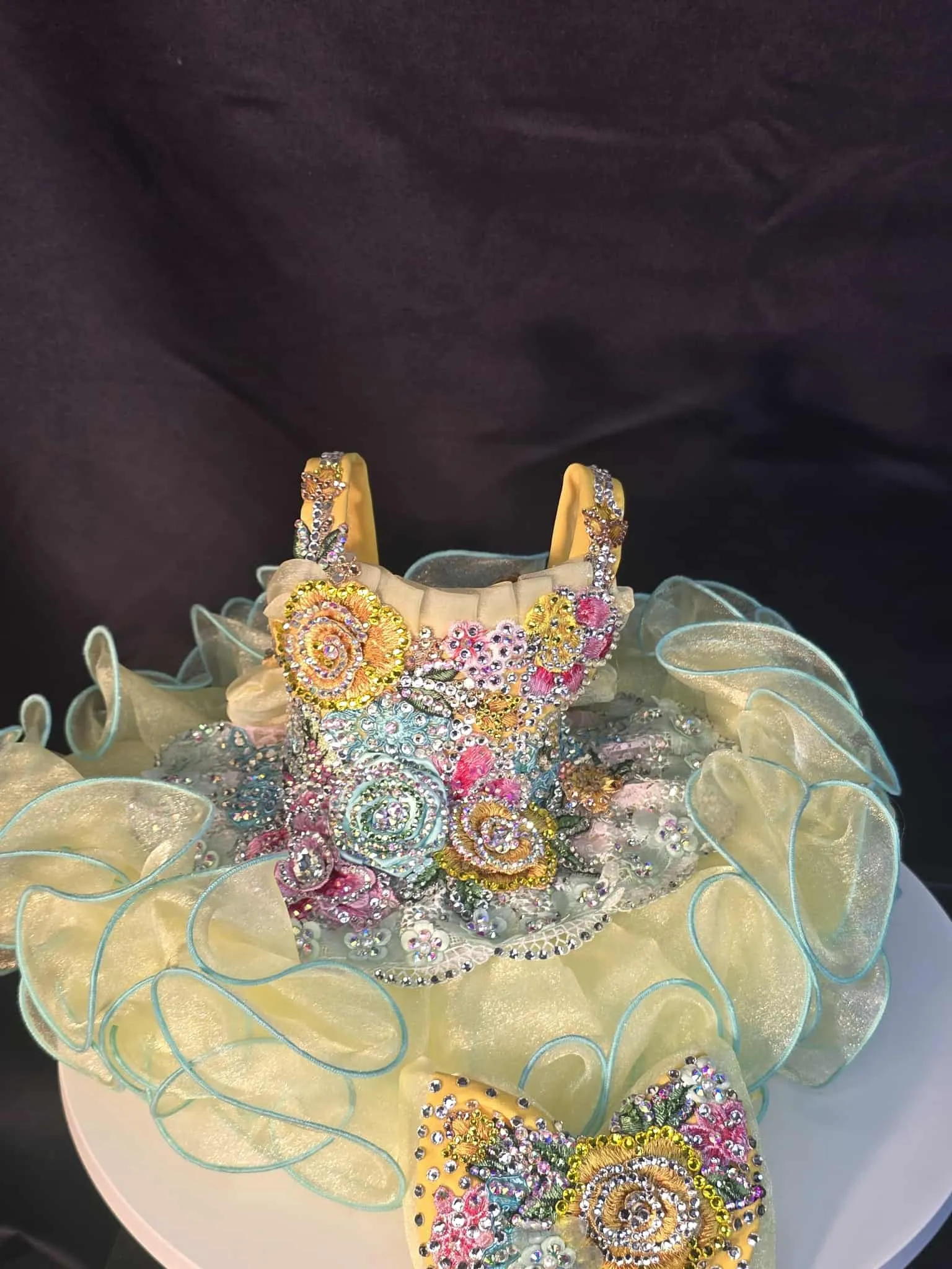 0m/3m #107 Yellow Gemics Rental