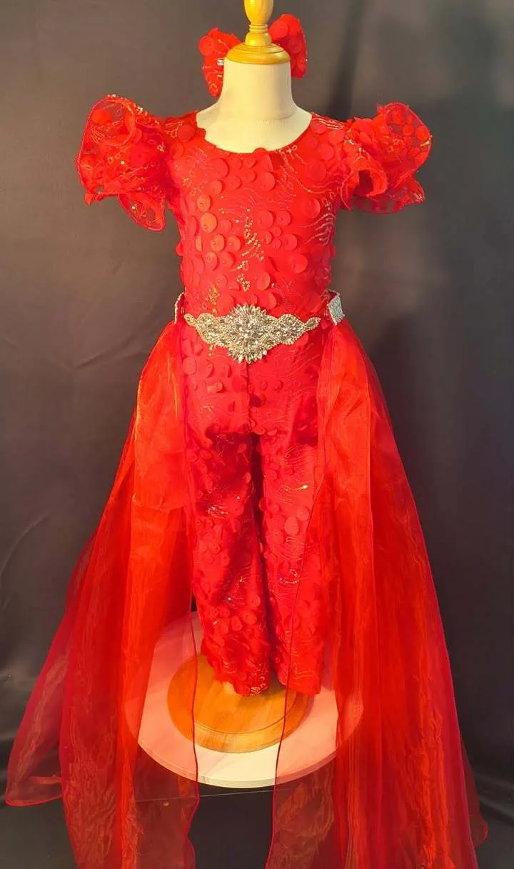 #362 4-6 Red Fun Fashion Rental