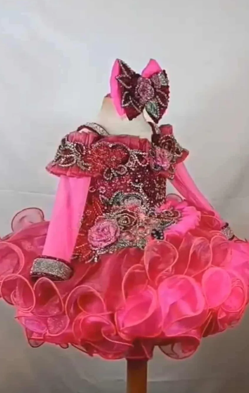 #216 12-18 Pink Gemics Rental