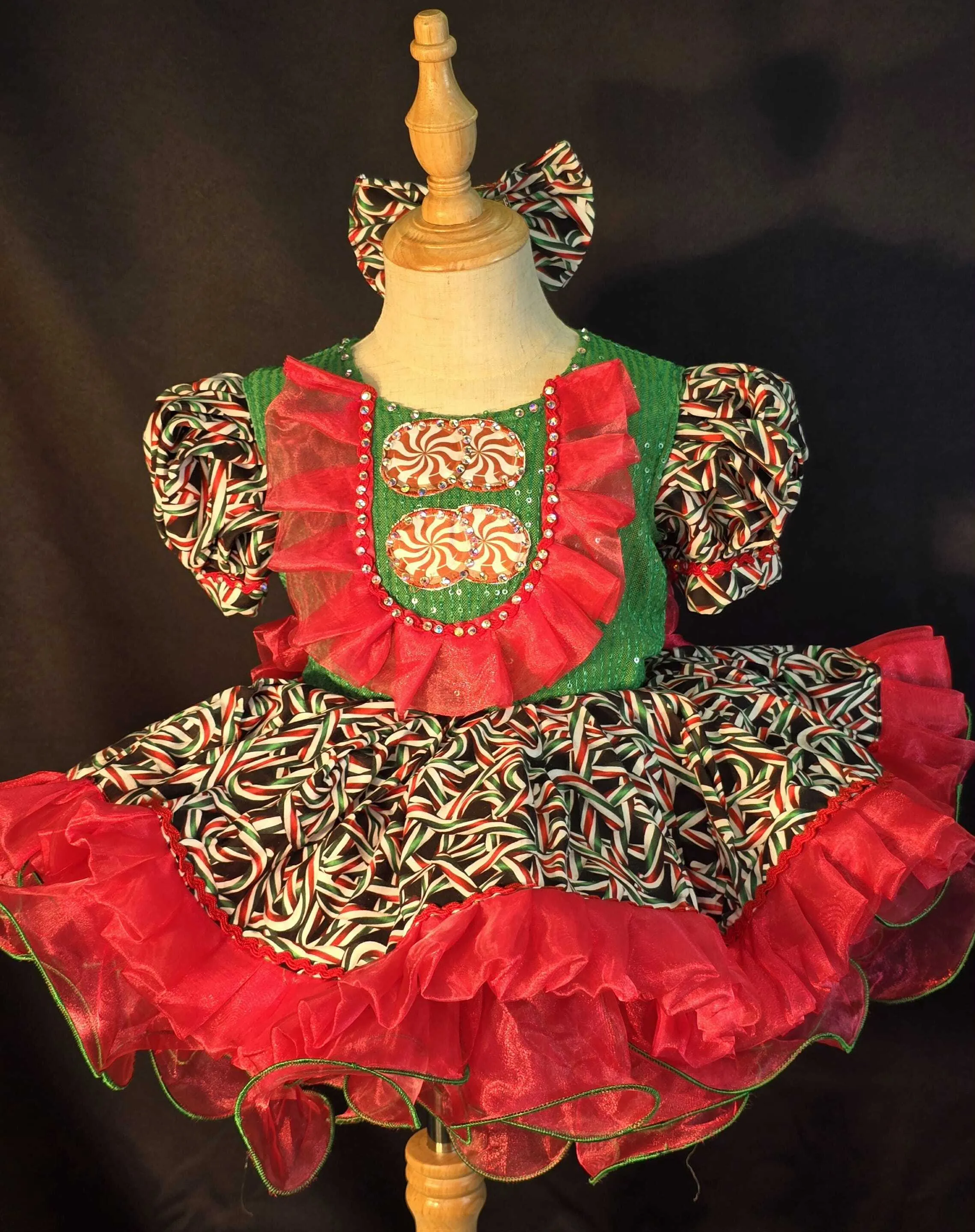 #294 6-18 Candy Cane Peppermint OOC Rental