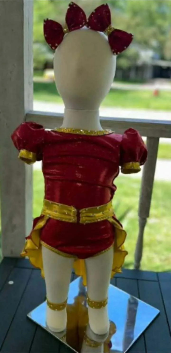 #145 6m-12m Red Swim Rental