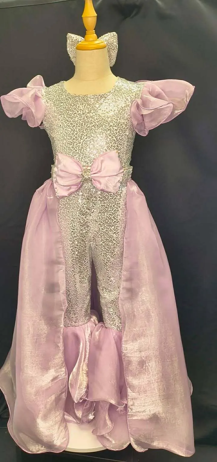 #369 Size 8 Purple Fun Fashion