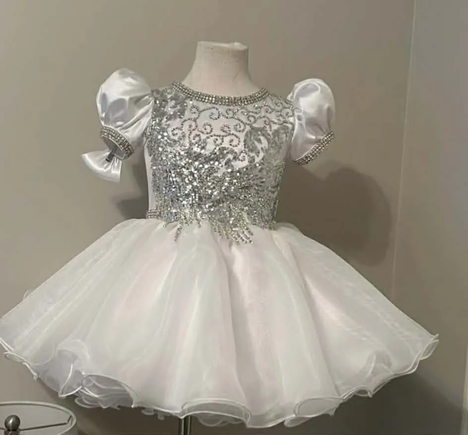 #256 4-5 White Cris Carpenter Dress Rental