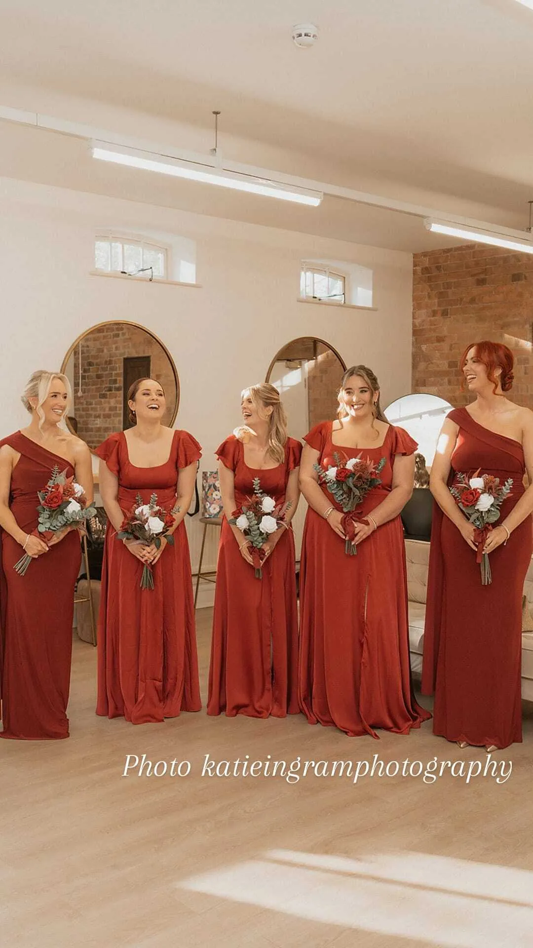 Robyn Bridesmaids bouquets