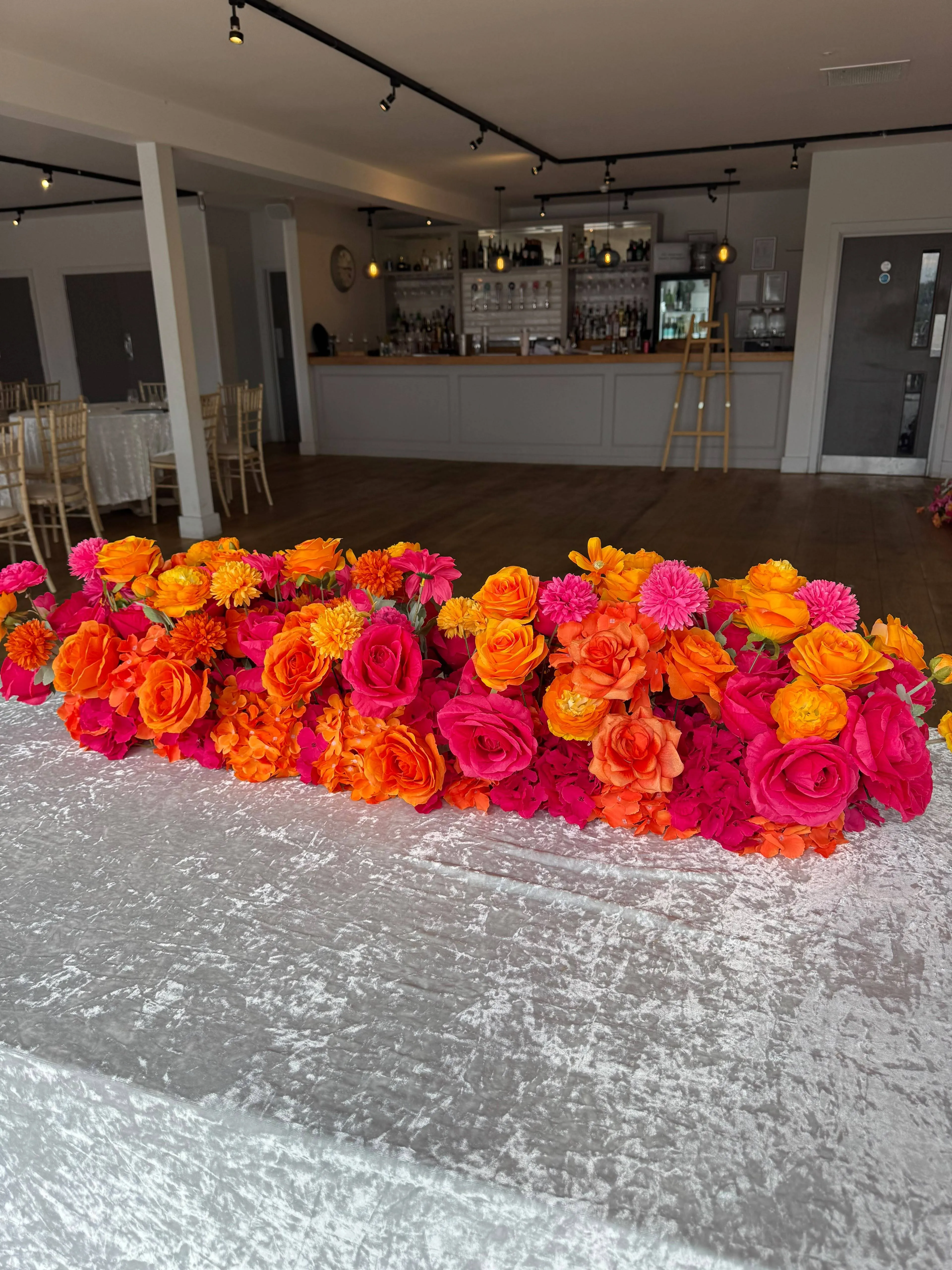 Evie Top Table Runner
