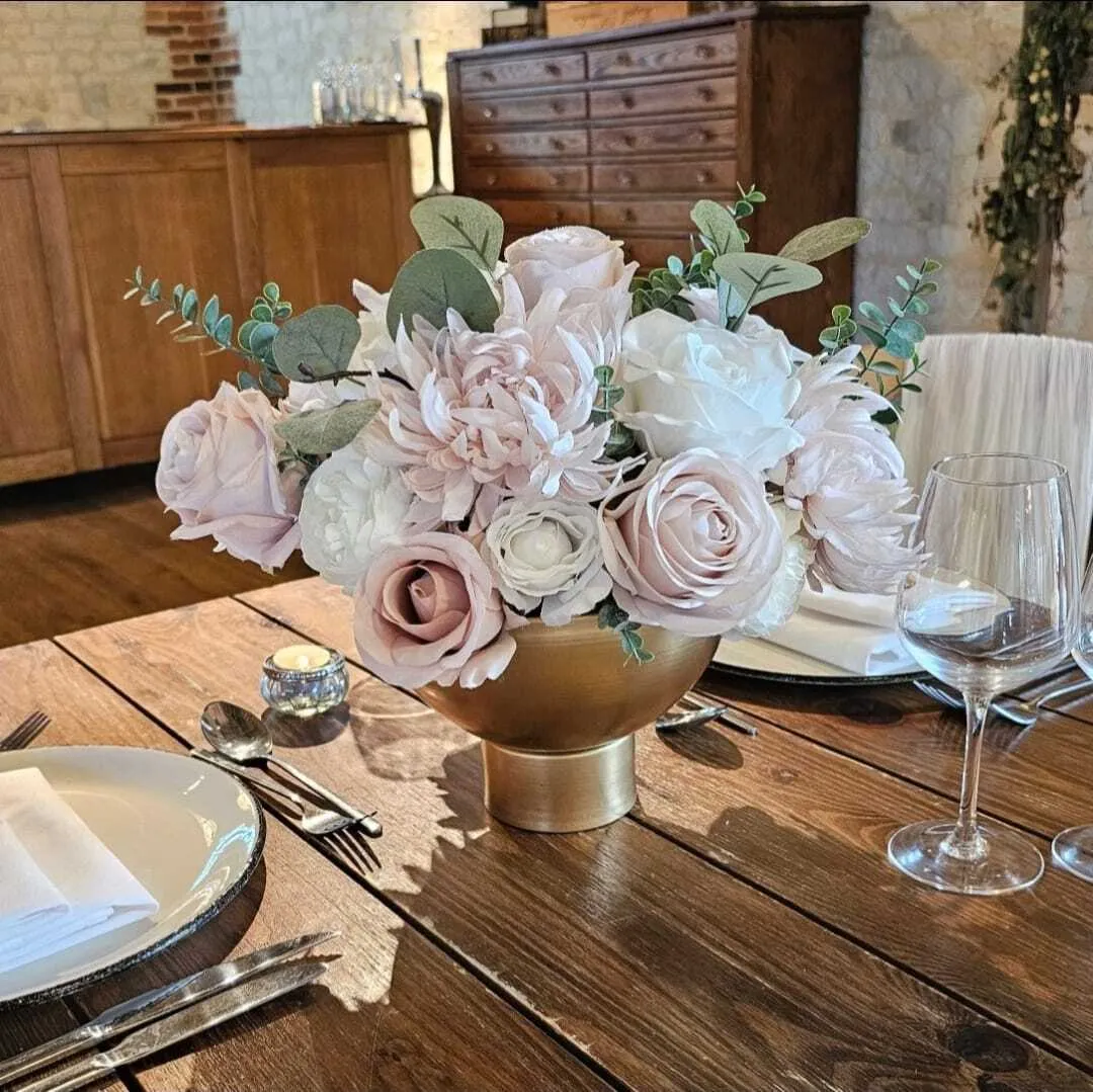 Charlotte Centrepiece