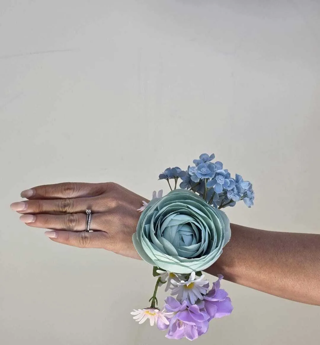 Kiera Corsage