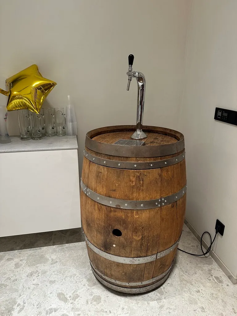 Food Zapfanlage Bier - Holzfass