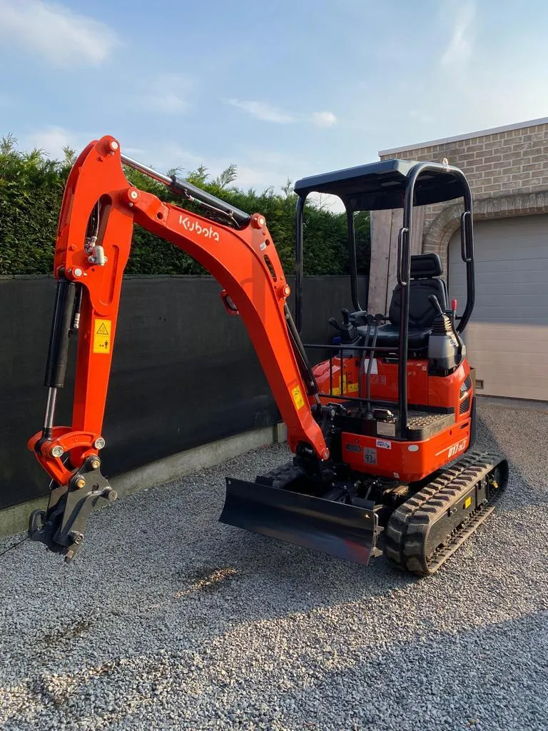 Kubota U17-3α